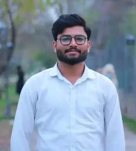 Dr-Tahir-Naveed-physiotherapist-lahore best physiotherapist in johar town lahore